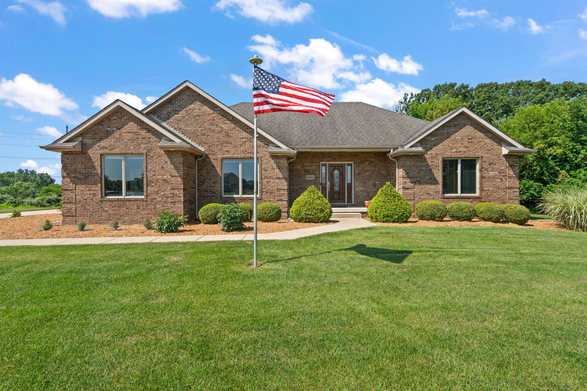 6501 East 116th Place Crown Point, IN 46307 - Photo 1 of 47 2048x1365