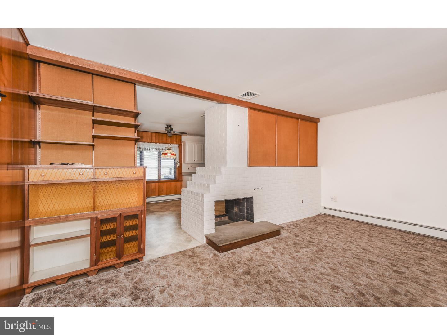 73 Border Rock Road Levittown, PA 19057 - Photo 7 of 15 Gallery Image 7