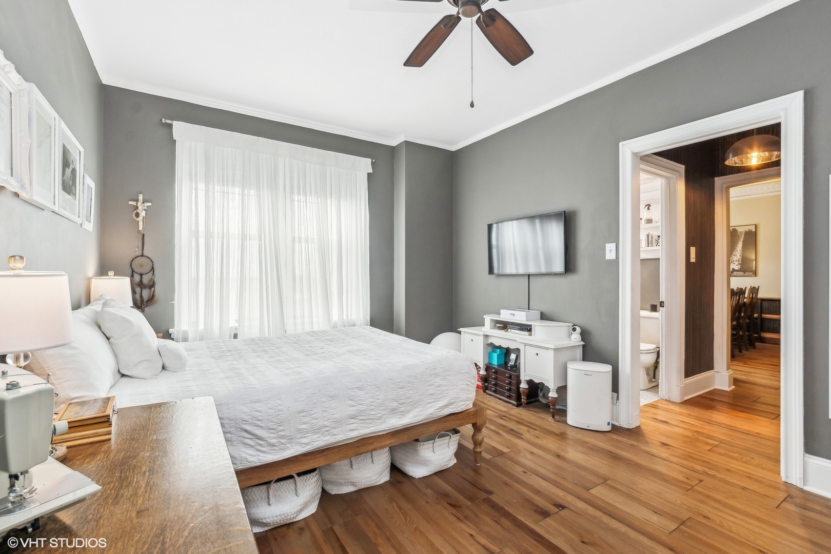 6101 North Sheridan Road, Unit 7B Chicago, IL 60660 - Photo 8 of 12