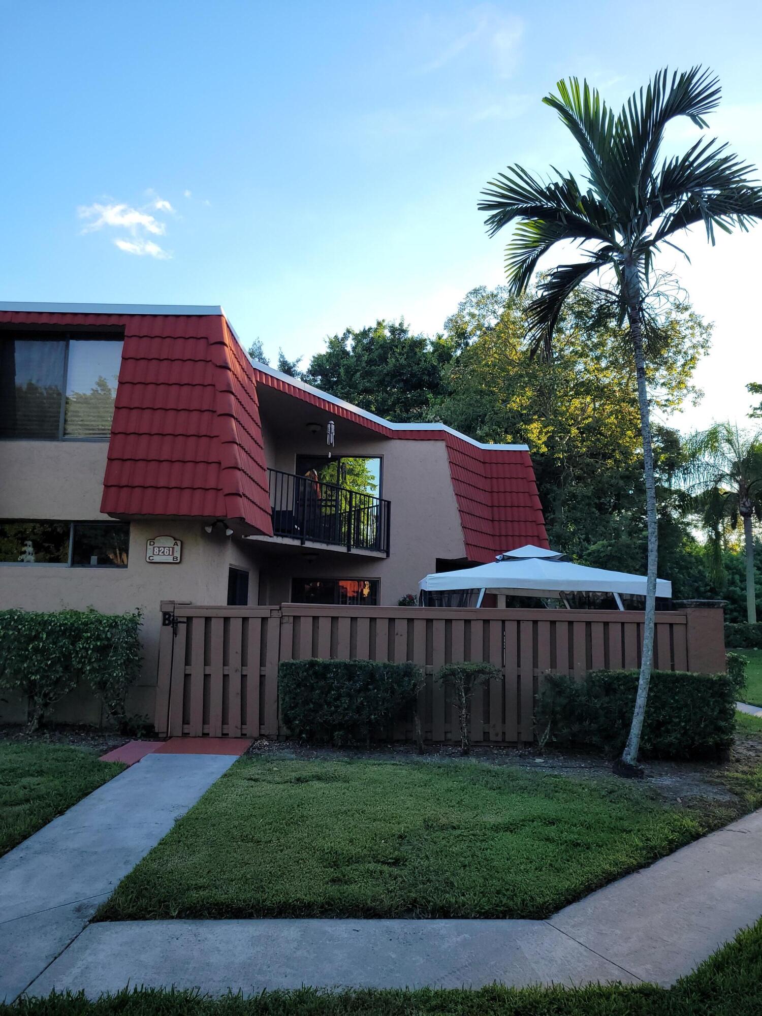 8261 Severn Drive, Unit B Boca Raton, FL 33433 - Photo 2 of 21 20210930_181932