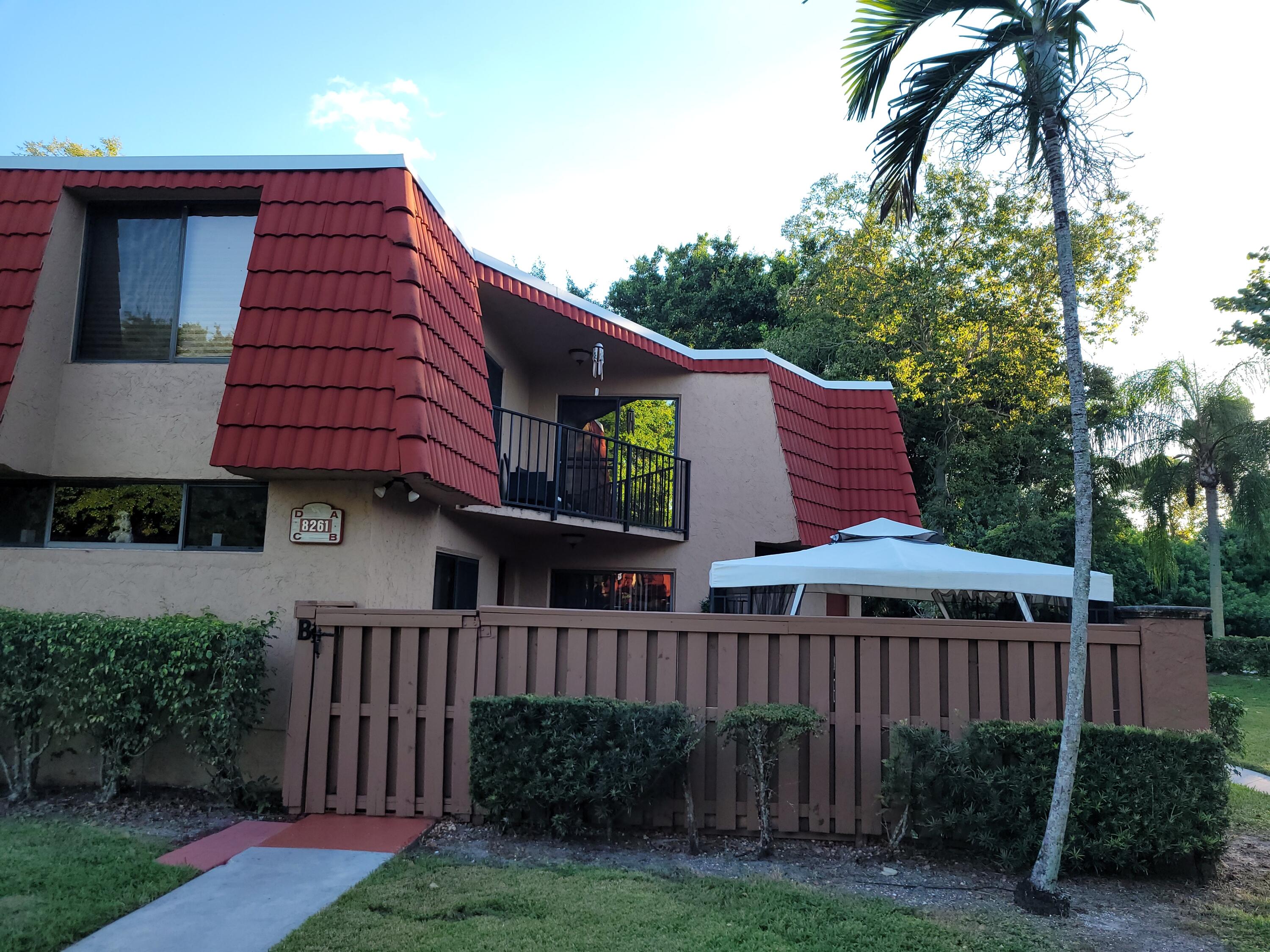 8261 Severn Drive, Unit B Boca Raton, FL 33433 - Photo 3 of 21 20210930_181908