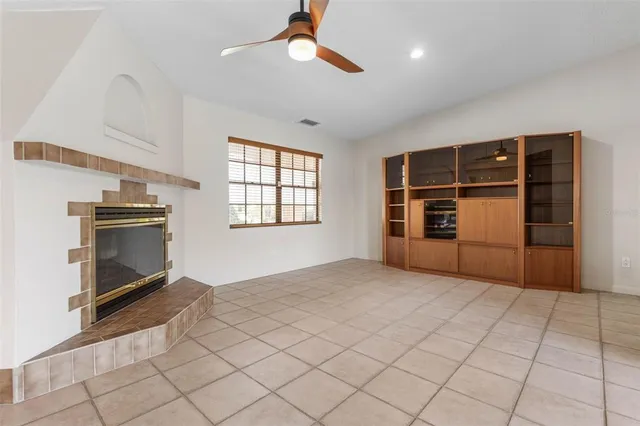 $525,000 | 5 Clearview Court North, Palm Coast, FL 32137