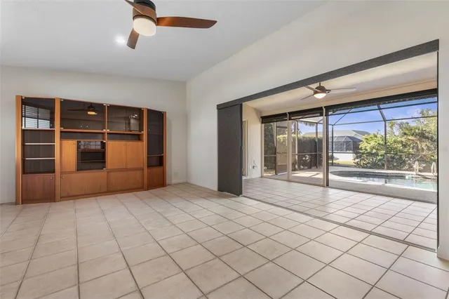 $525,000 | 5 Clearview Court North, Palm Coast, FL 32137