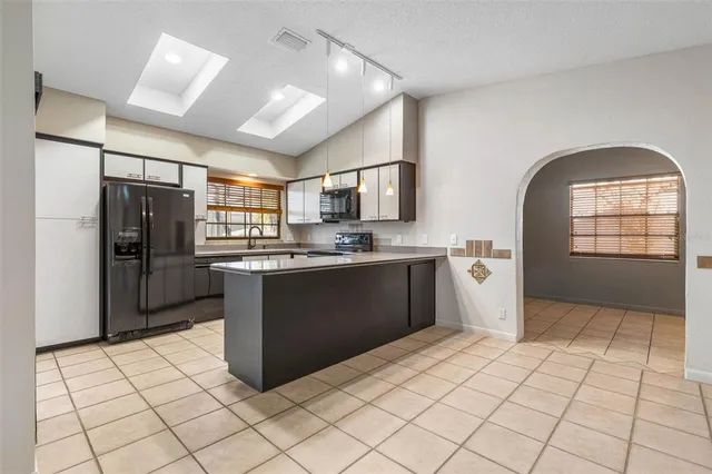 $525,000 | 5 Clearview Court North, Palm Coast, FL 32137