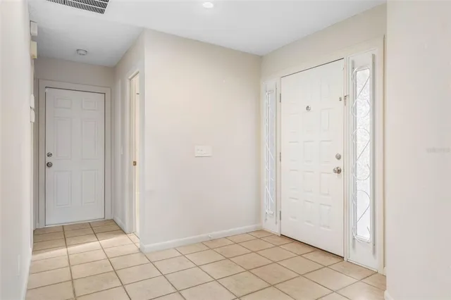 $525,000 | 5 Clearview Court North, Palm Coast, FL 32137