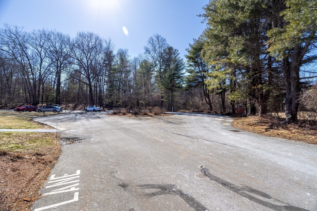 36 Leonard Road, Unit 36 Boxborough, MA 01719 - Photo 14 of 42 Gallery Image 14