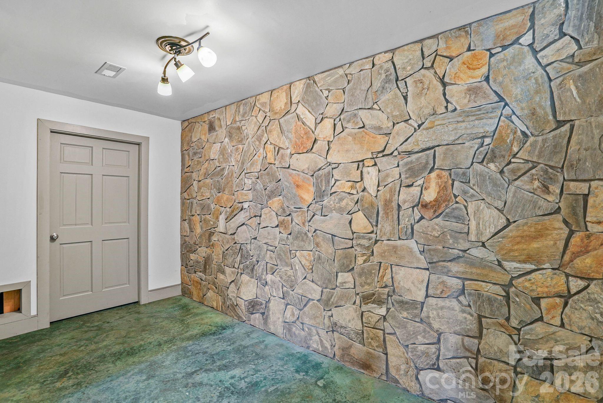310 Burr Ridge Marshall, NC 28753 - Photo 28 of 46