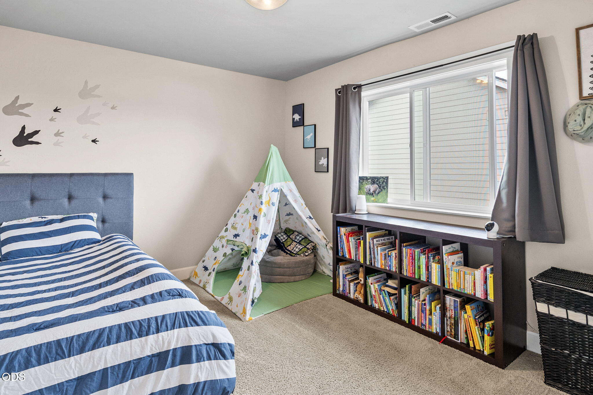 736 Northwest 27th Street Redmond, OR 97756 - Photo 25 of 26
