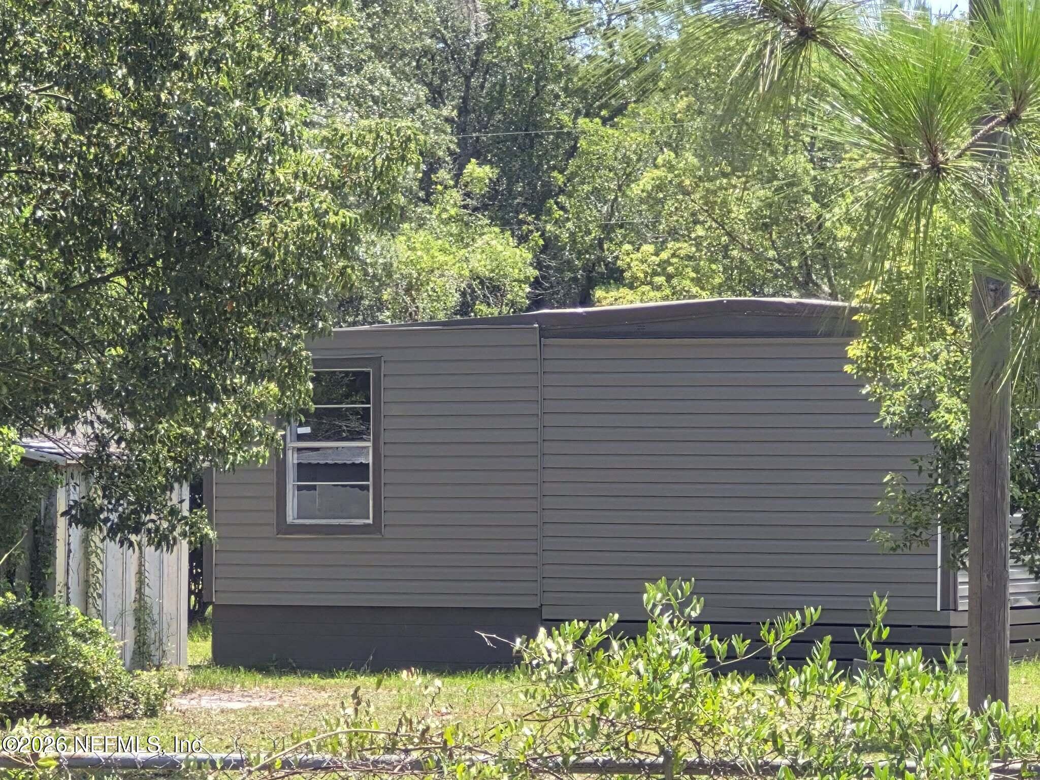 116 Claudia Street Interlachen, FL 32148 - Photo 11 of 27 Messenger_creation_0ABEF1B1-C609-49FE-B6