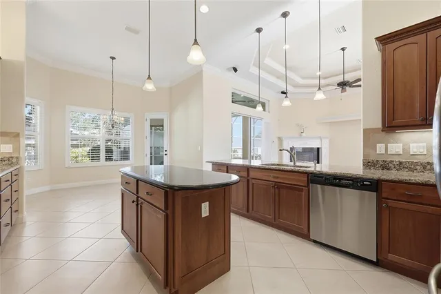 $530,000 | 9 Winter Haven Court, Palm Coast, FL 32164