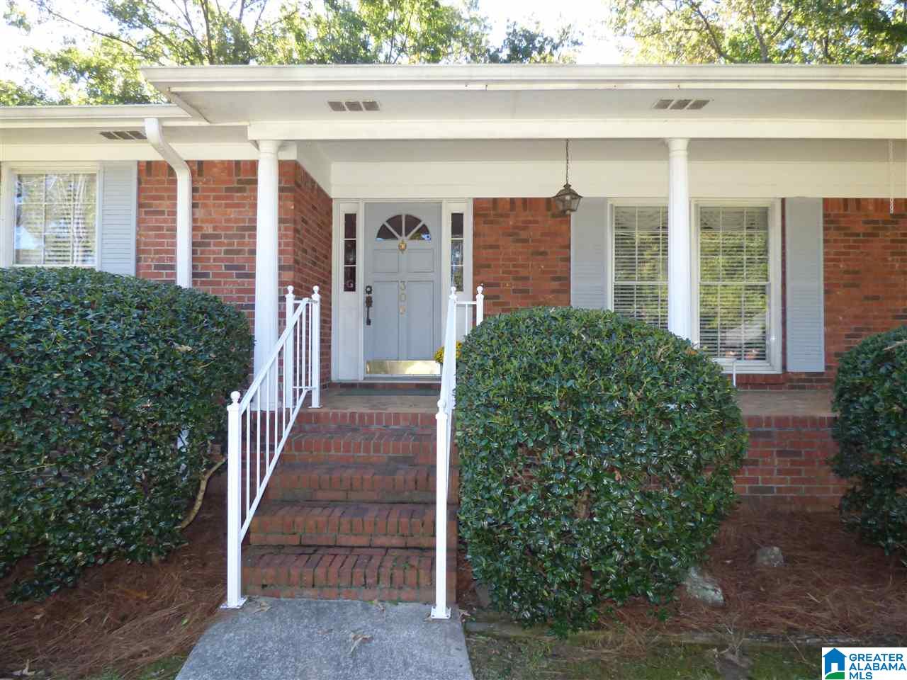 306 Covered Bridge Road Rainbow City, AL 35906 - Photo 3 of 38