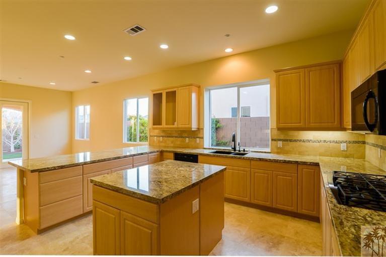 37 Paris Way Rancho Mirage, CA 92270 - Photo 1 of 21 Primary Photo