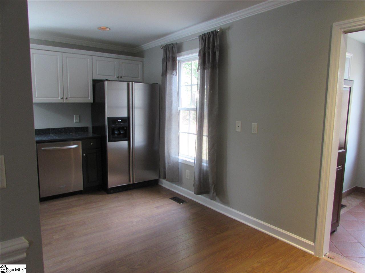 117 Raintree Court Easley, SC 29642 - Photo 3 of 24 Gallery Image 3