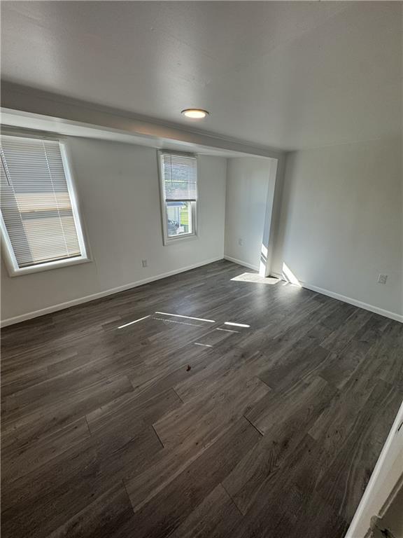 940 Orchard Street Rochester, PA 15074 - Photo 10 of 14 Gallery Image 10