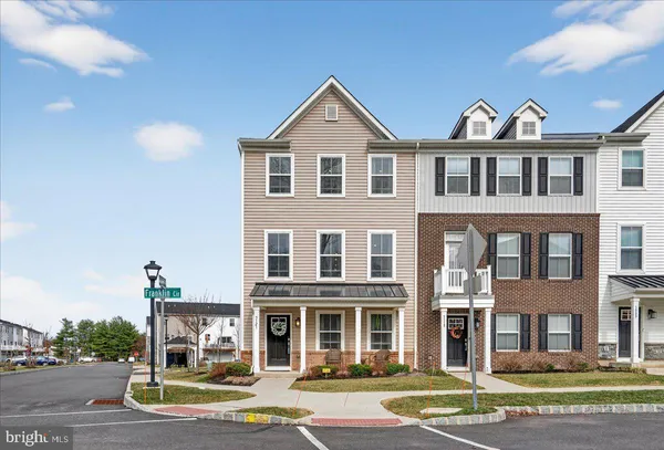 $559,900 | 5121 Franklin Circle, Pipersville, PA 18947