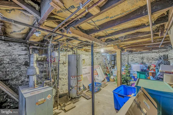 a view of a chairs room with a garage