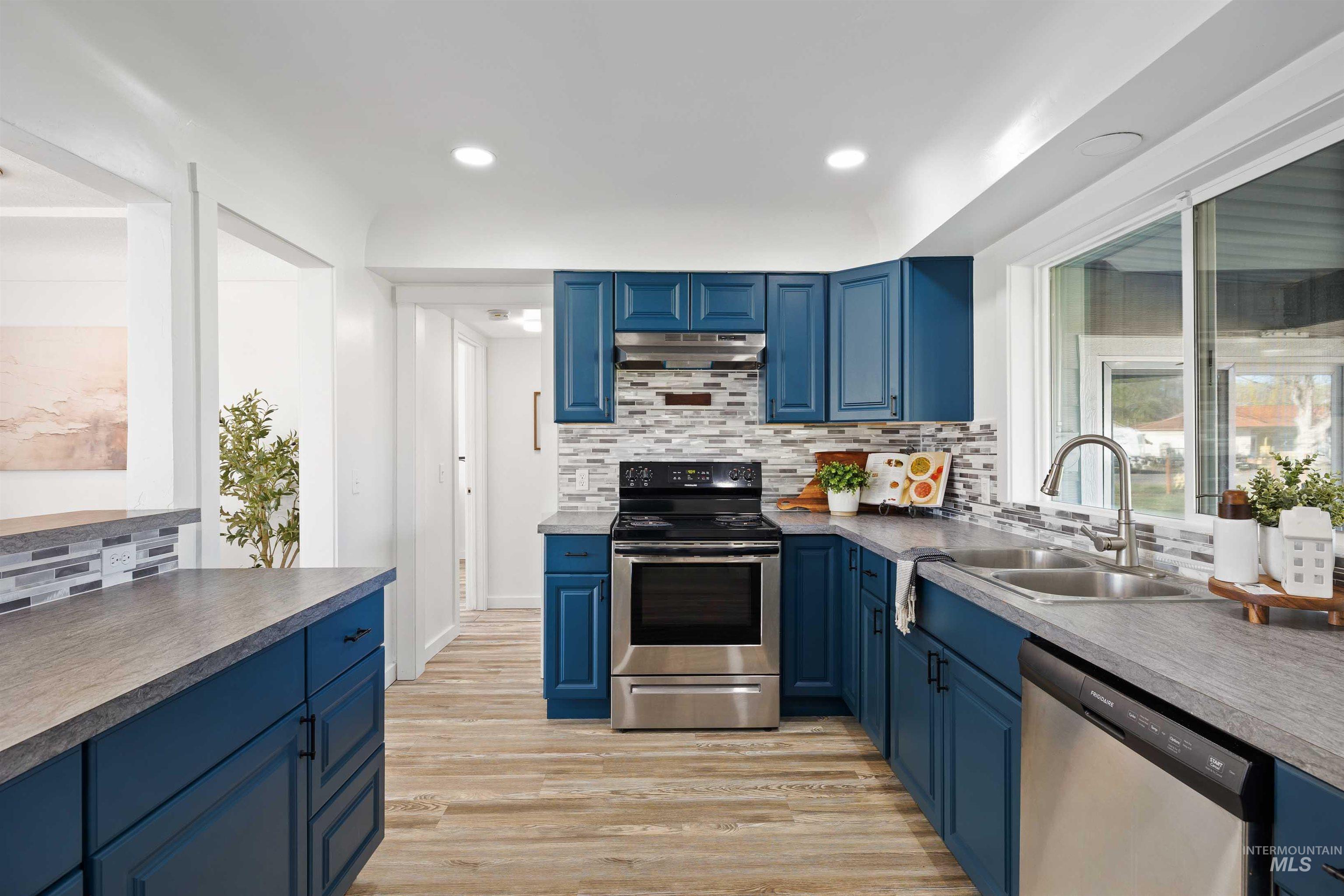 1201 California Street Gooding, ID 83330 - Photo 8 of 35