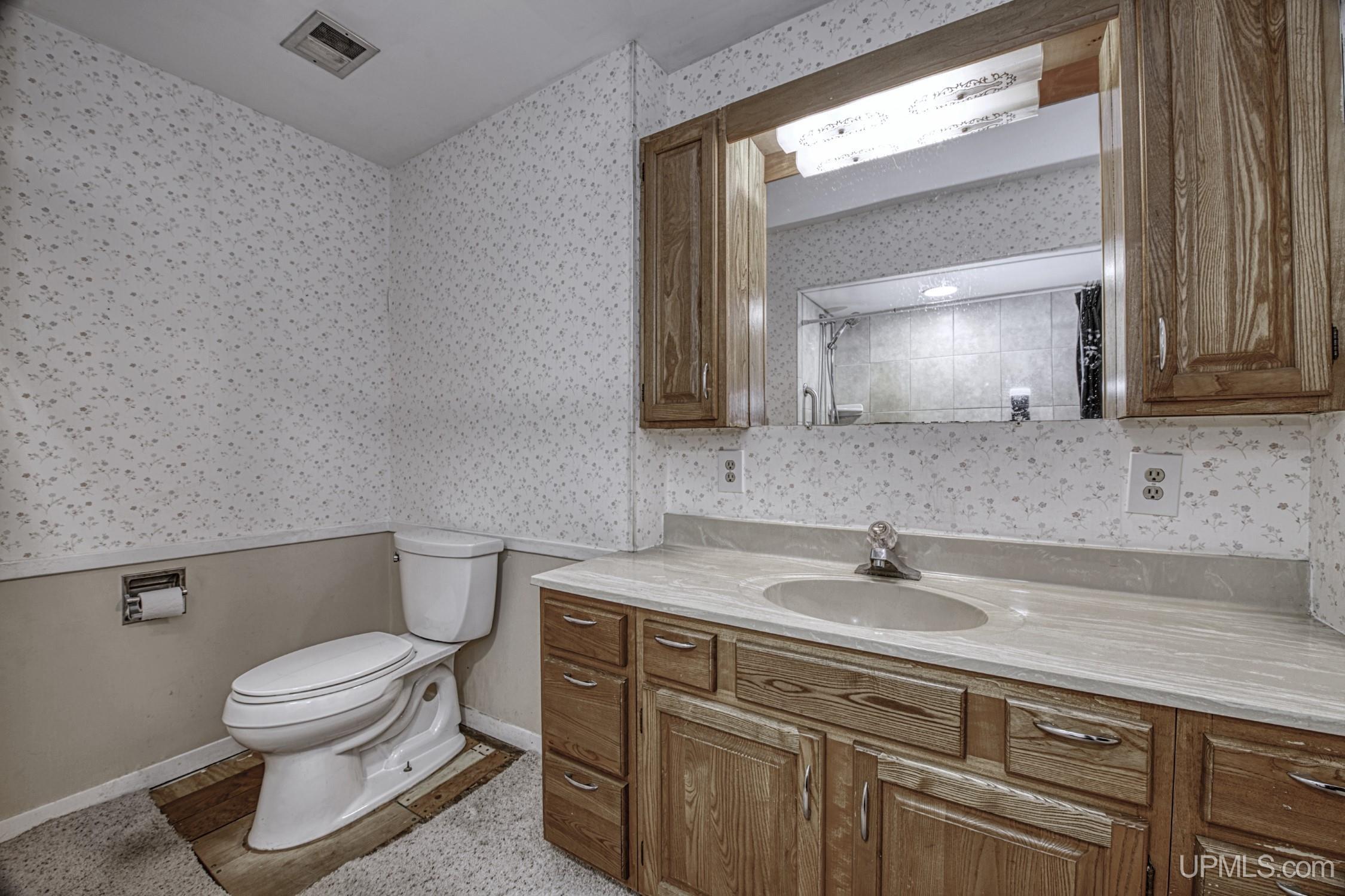 2011 River Drive Niagara, WI 54151 - Photo 9 of 28 Gallery Image 9