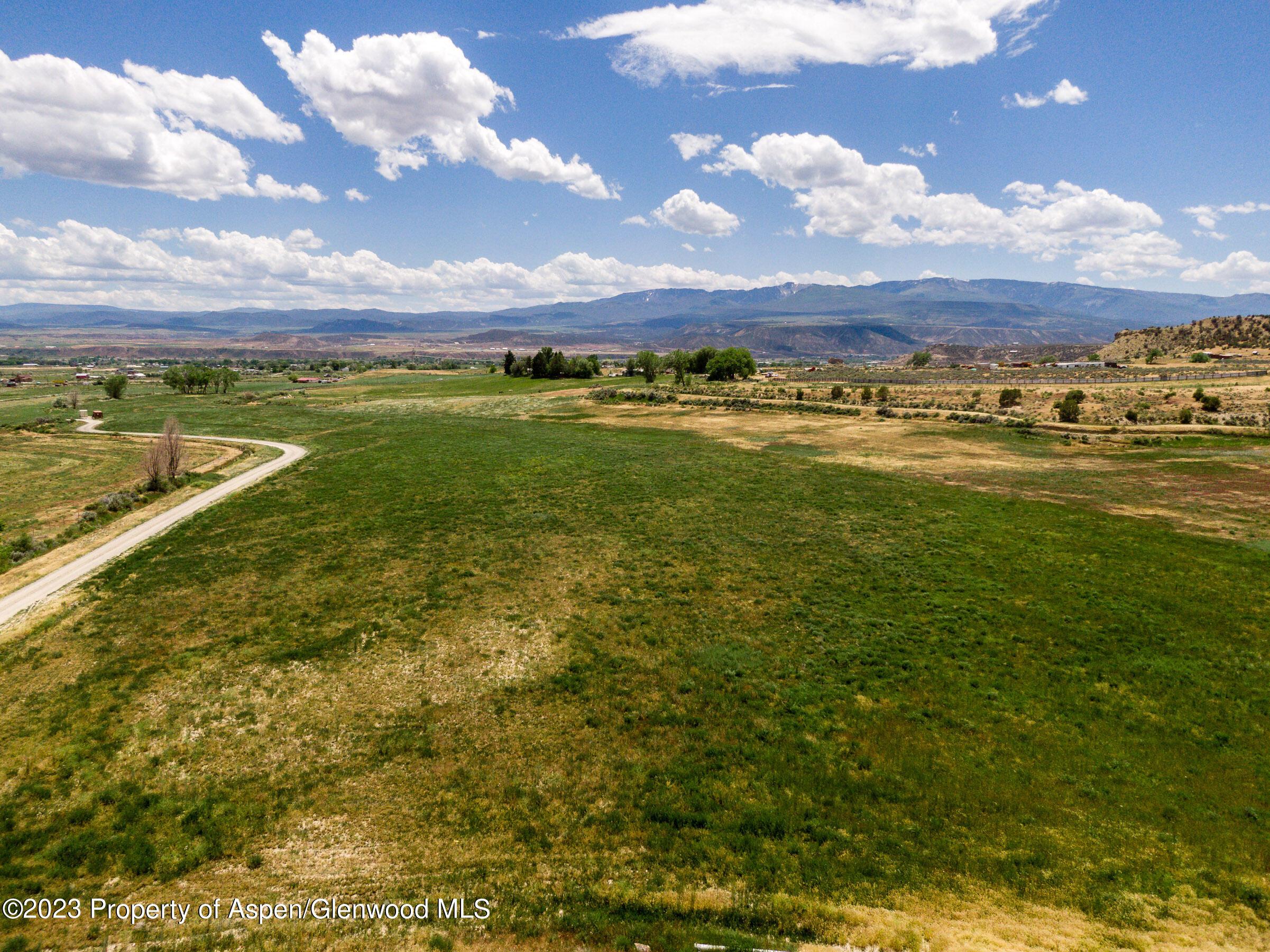 194 Scutter Lane Rifle, CO 81650 - Photo 25 of 32 a view of an ocean and a mountain