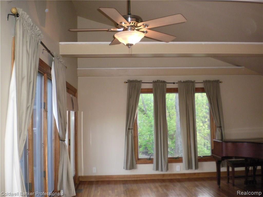 2057 Gray Road Lapeer, MI 48446 - Photo 12 of 30 2057 Gray 022.JPG