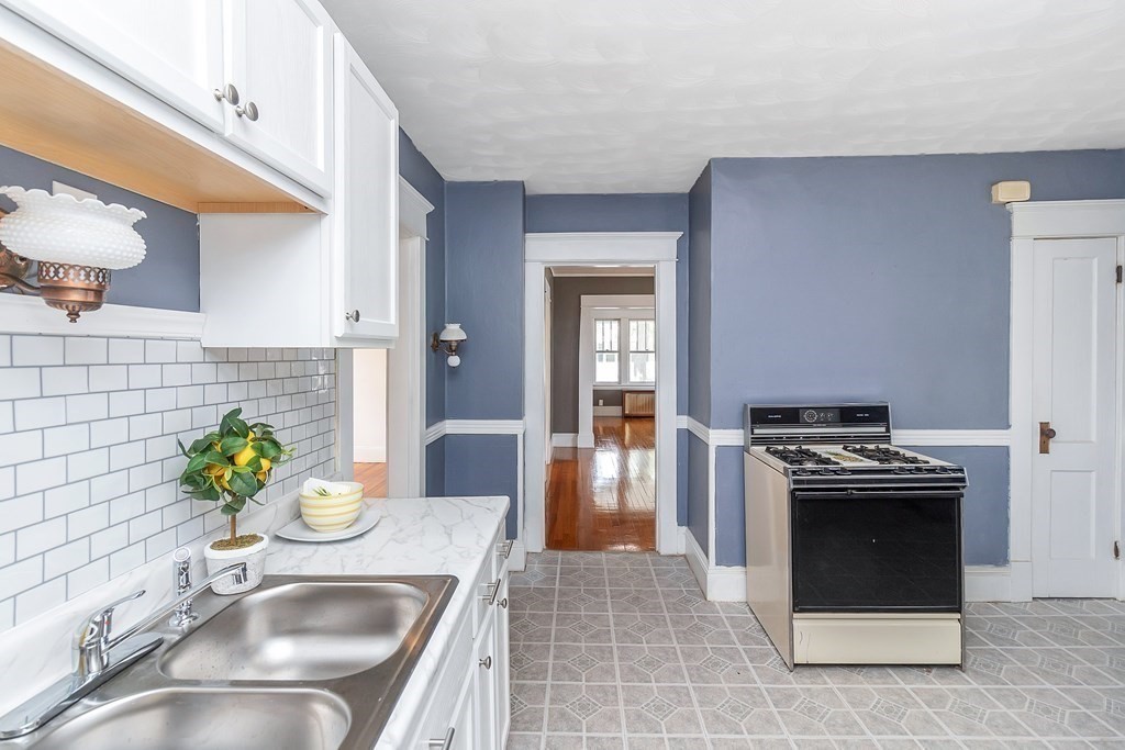 91-93 Brunswick Street Springfield, MA 01108 - Photo 6 of 42 Gallery Image 6