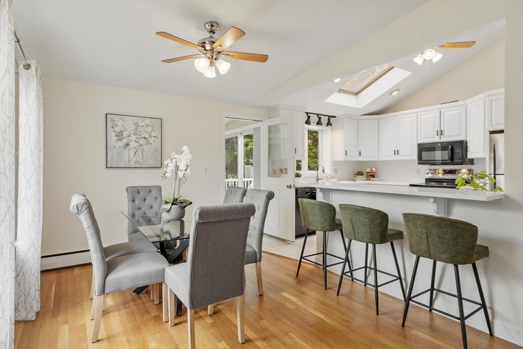 2 Appletree Lane North Reading, MA 01864 - Photo 8 of 38