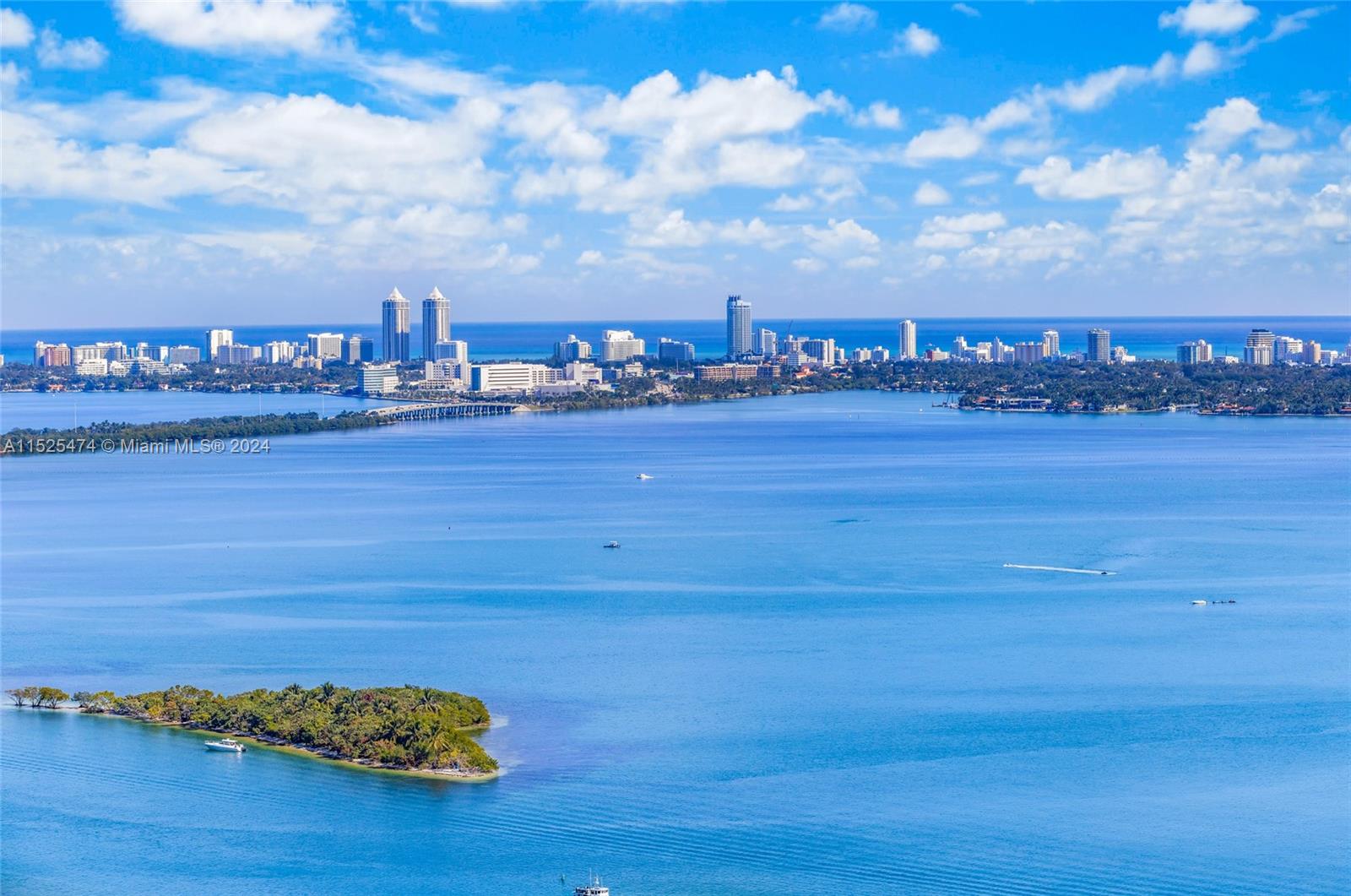 488 Northeast 18th St Unit 4205  