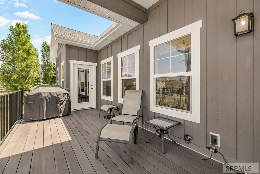 3237 South Chartwell Garden Ammon, ID 83406 - Photo 52 of 64 Balcony Area