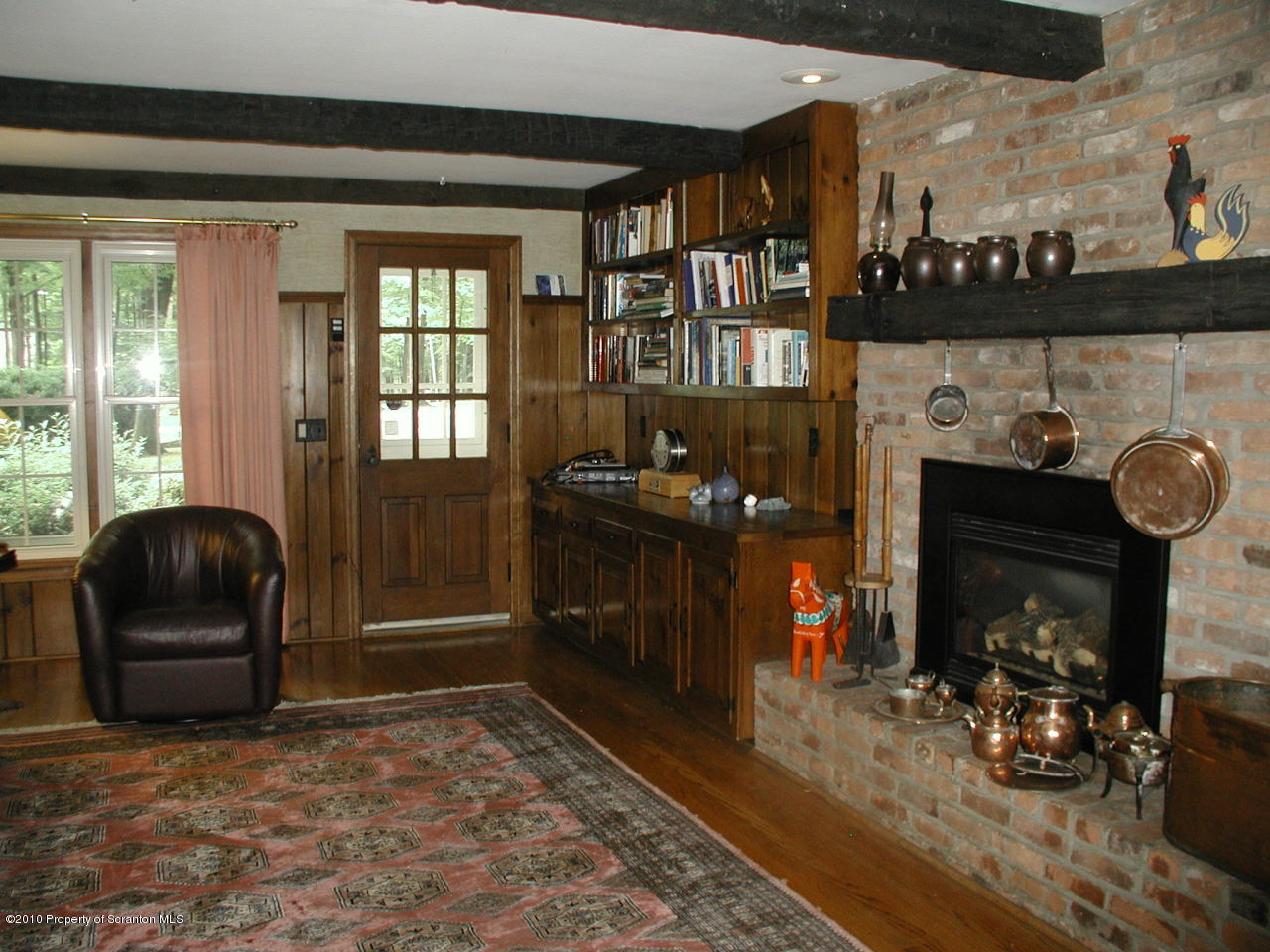 204 Woodlea Road Dalton, PA 18414 - Photo 3 of 10 Gallery Image 3