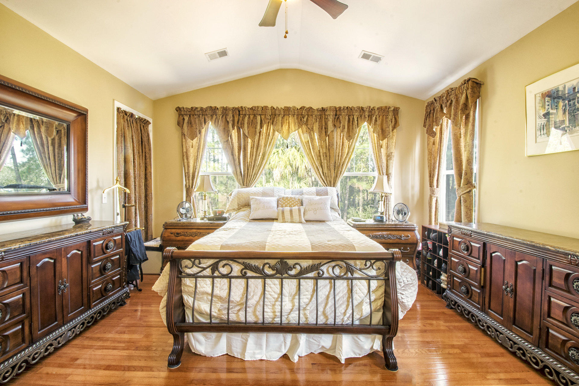 212 Fair Sailing Road Mount Pleasant, SC 29466 - Photo 7 of 21 Large Master Suite