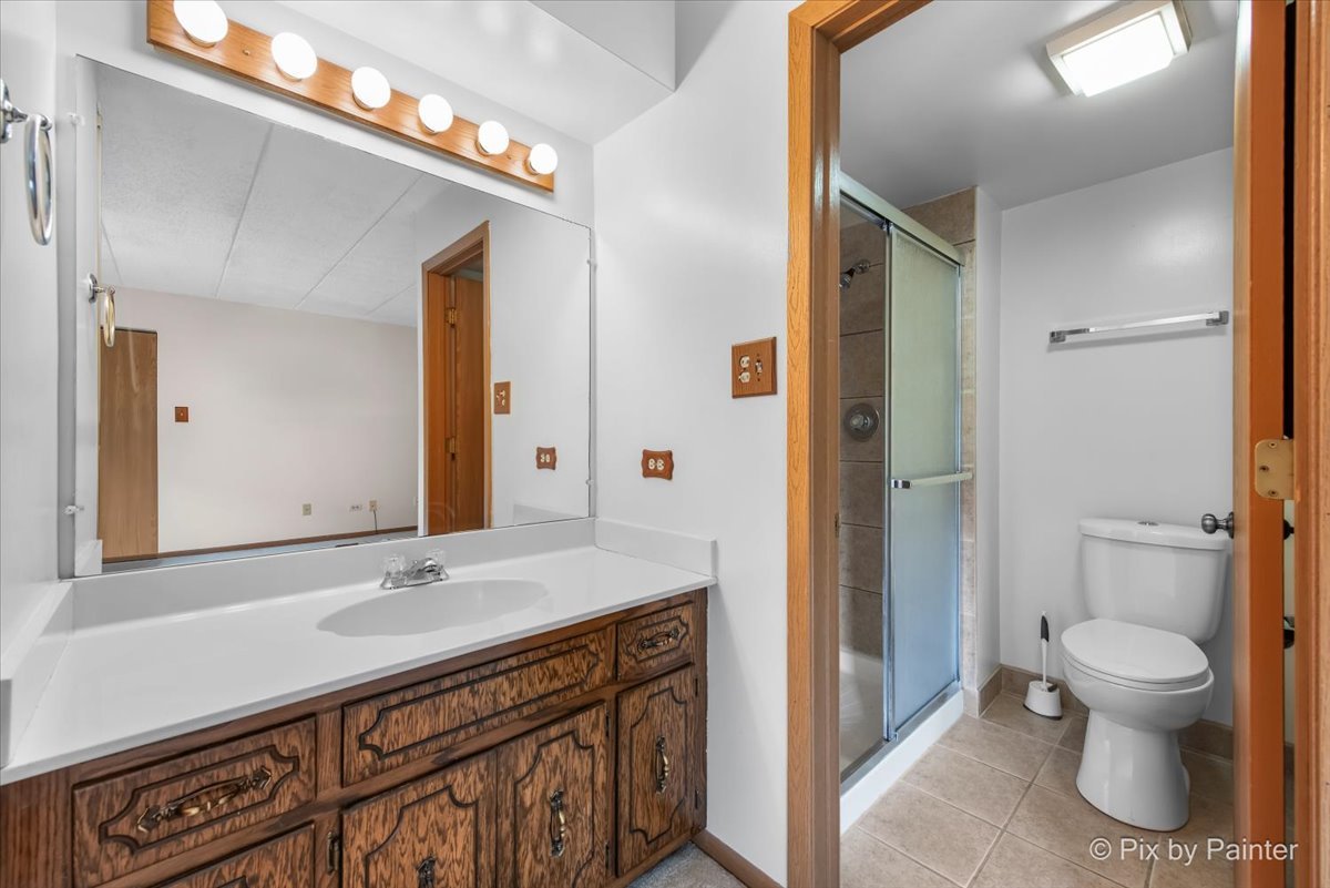 10532 Ridge Cove Drive, Unit 18A Chicago Ridge, IL 60415 - Photo 13 of 27 Gallery Image 13