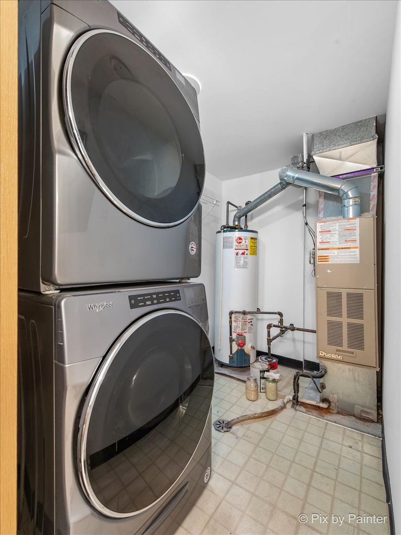 10532 Ridge Cove Drive, Unit 18A Chicago Ridge, IL 60415 - Photo 14 of 27 Gallery Image 14