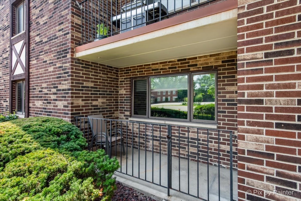 10532 Ridge Cove Drive, Unit 18A Chicago Ridge, IL 60415 - Photo 21 of 27 Gallery Image 21
