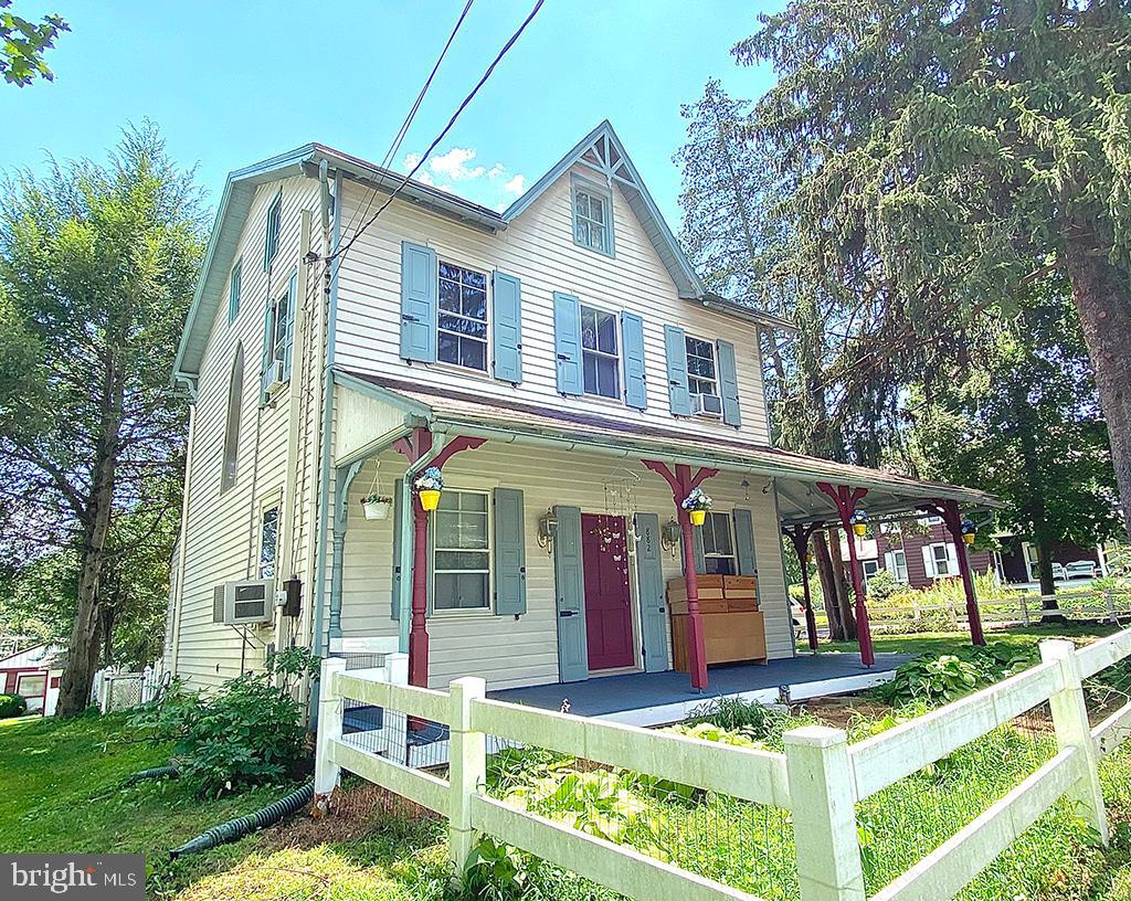 882 Fritztown Road Sinking Spring, PA 19608 - Photo 4 of 26