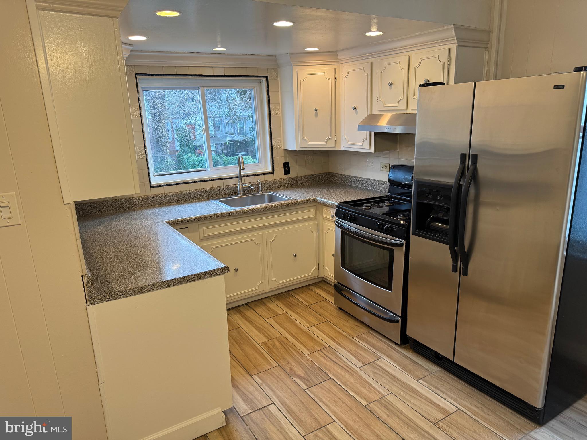 417 Laurel Road Lansdowne, PA 19050 - Photo 5 of 31 Gallery Image 5