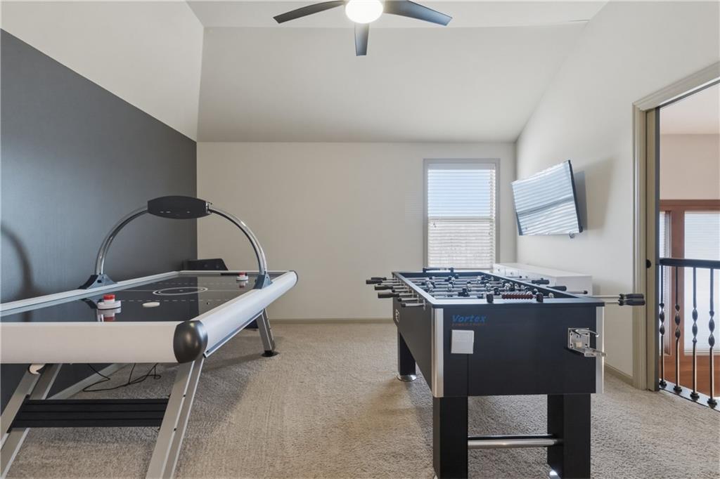 9014 Chestnut Street Lenexa, KS 66220 - Photo 36 of 55