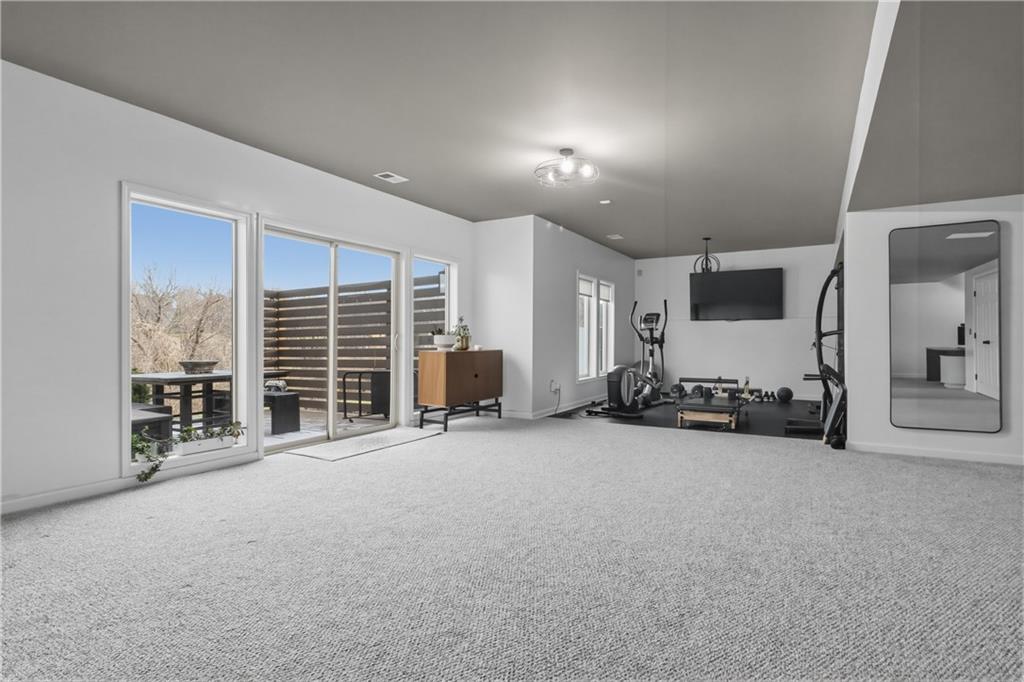 9014 Chestnut Street Lenexa, KS 66220 - Photo 41 of 55