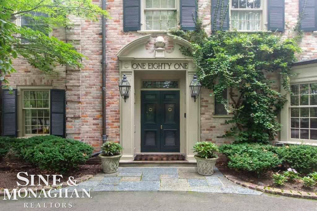 181 Ridge Road Grosse Pointe Farms, MI 48236 - Photo 1 of 1