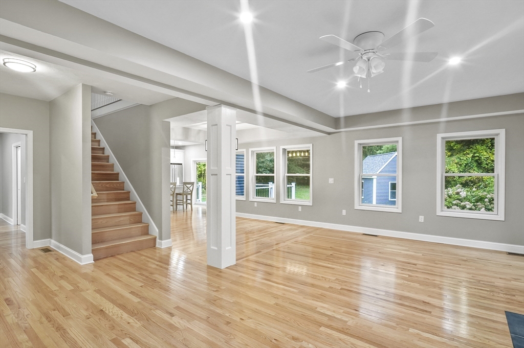 109 Park Road Chelmsford, MA 01824 - Photo 14 of 41 Gallery Image 14