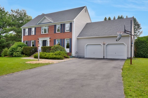 118 Madison Road Northborough, MA 01532 - Photo 1 of 30 Gallery Image 1