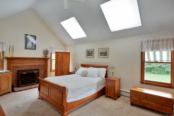 118 Madison Road Northborough, MA 01532 - Photo 13 of 30 Gallery Image 13