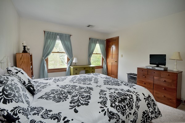 118 Madison Road Northborough, MA 01532 - Photo 18 of 30 Gallery Image 18