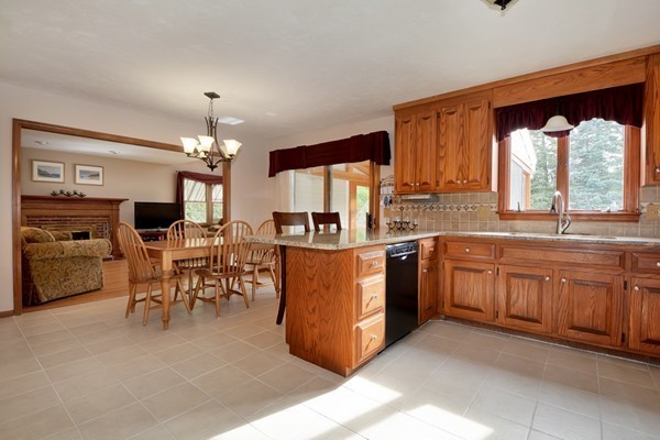 118 Madison Road Northborough, MA 01532 - Photo 5 of 30 Gallery Image 5