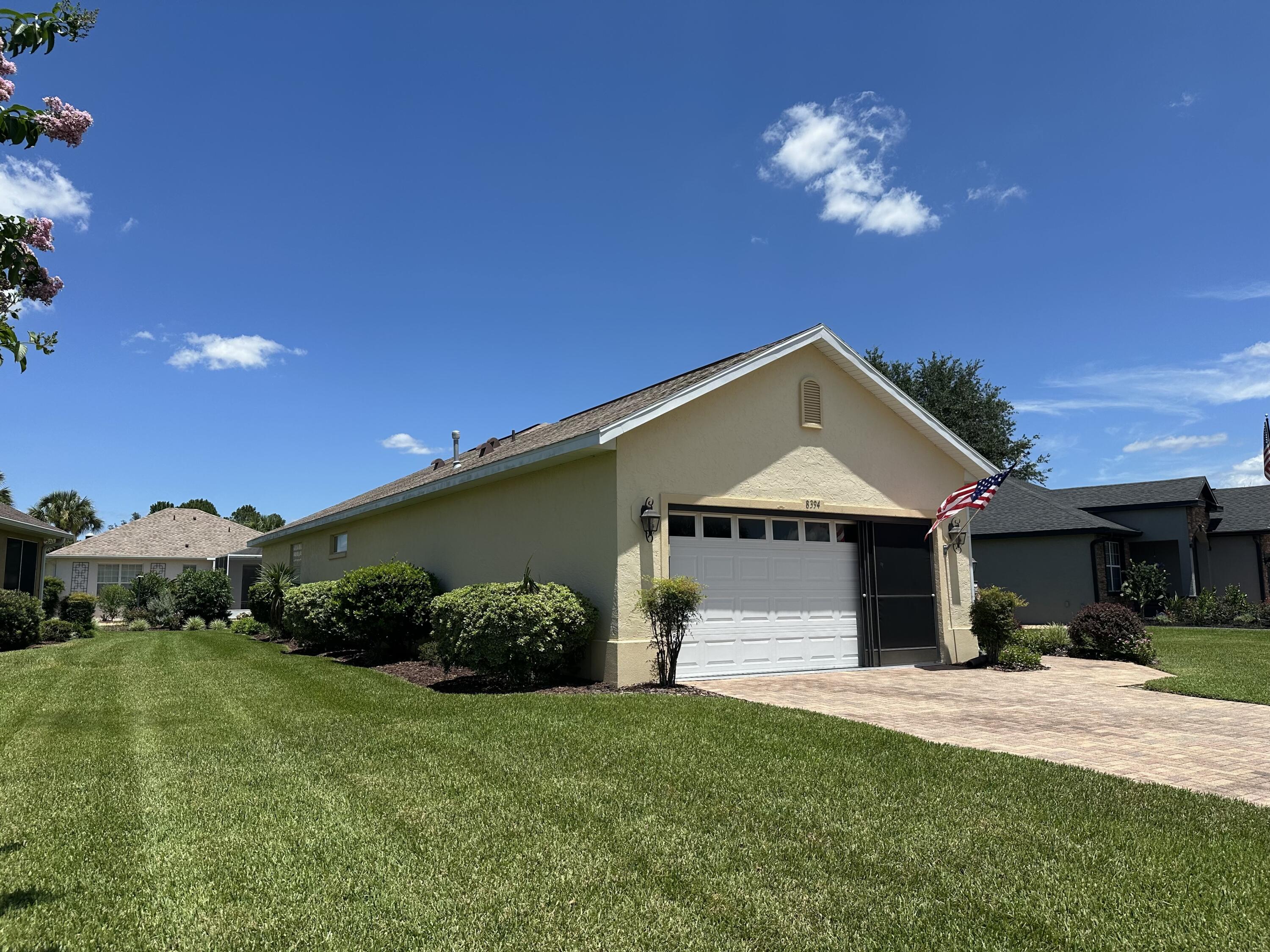 8394 Southwest 82nd Loop Ocala, FL 34481 - Photo 35 of 97 Side view of the home