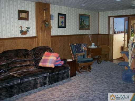 74 South Pennington Road New Brunswick, NJ 08901 - Photo 4 of 8 Gallery Image 4