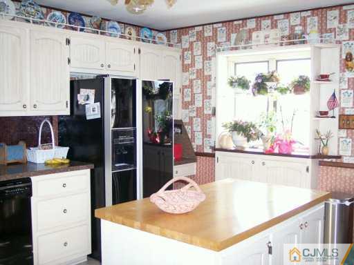 74 South Pennington Road New Brunswick, NJ 08901 - Photo 7 of 8 Gallery Image 7
