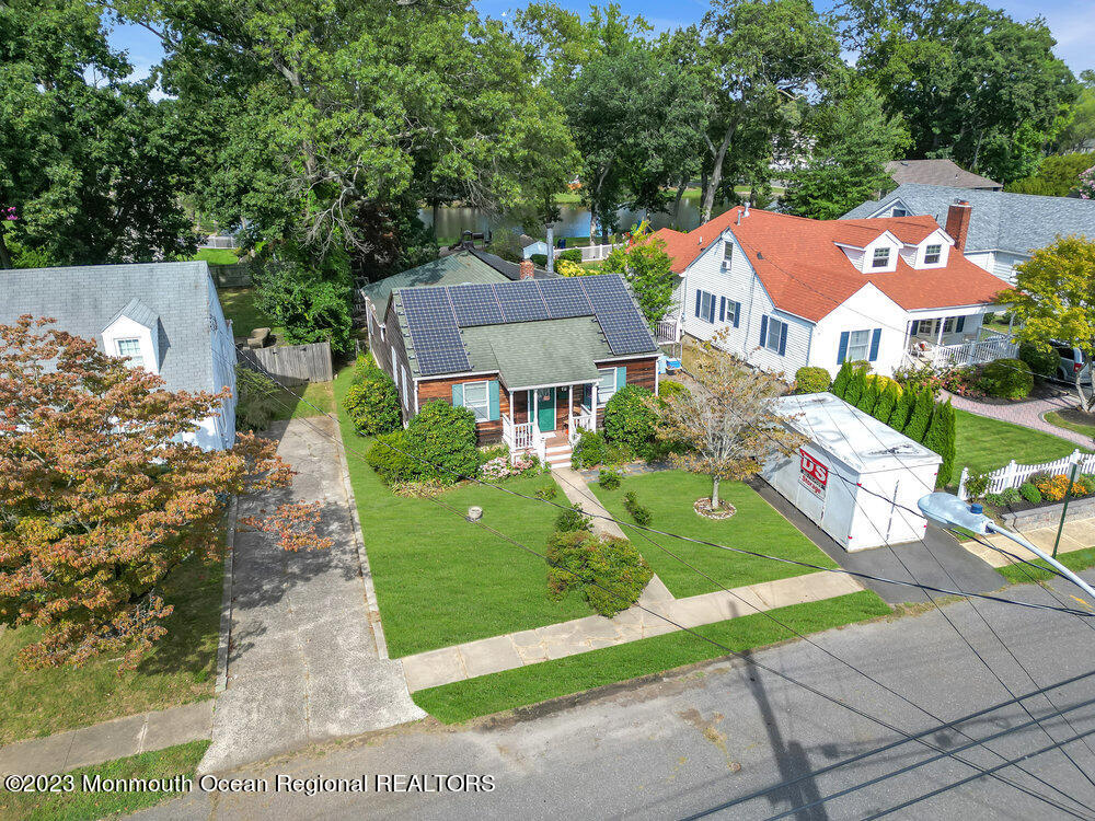 18 Ridge Avenue Manasquan, NJ 08736 - Photo 2 of 41 002_dji_0989-1