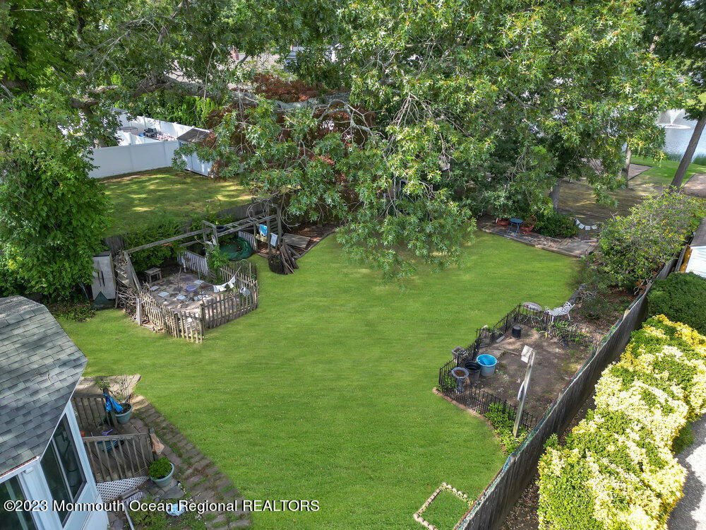 18 Ridge Avenue Manasquan, NJ 08736 - Photo 4 of 41 004_dji_0999-1