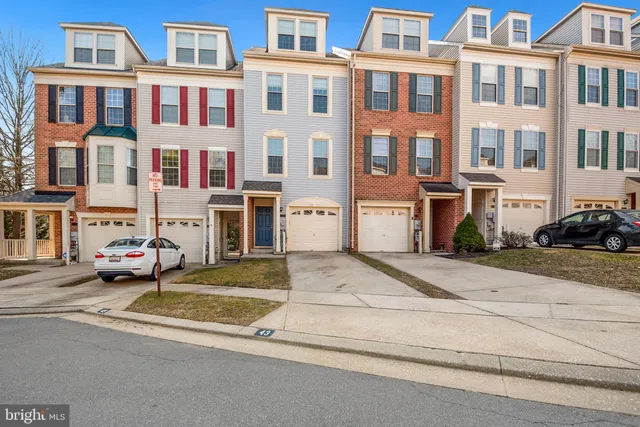 $2,600 | 43 Bank Spring Court, Owings Mills, MD 21117