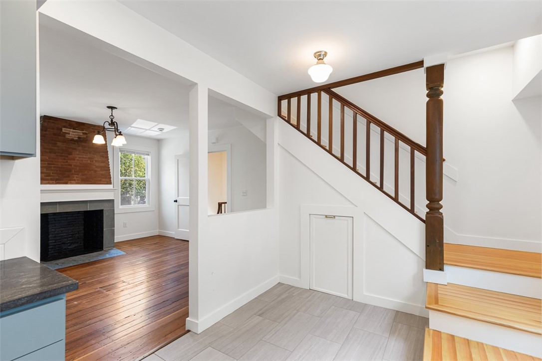 128 Sheldon Street Providence, RI 02906 - Photo 15 of 40